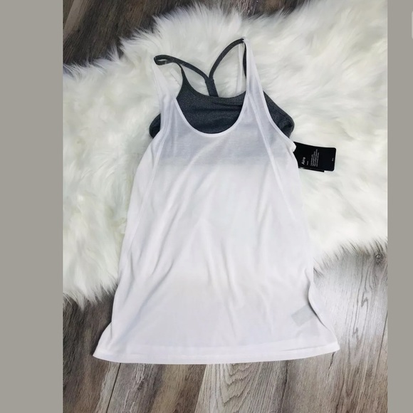 Women's activewear tank top Built in bra Champions - Picture 2 of 8